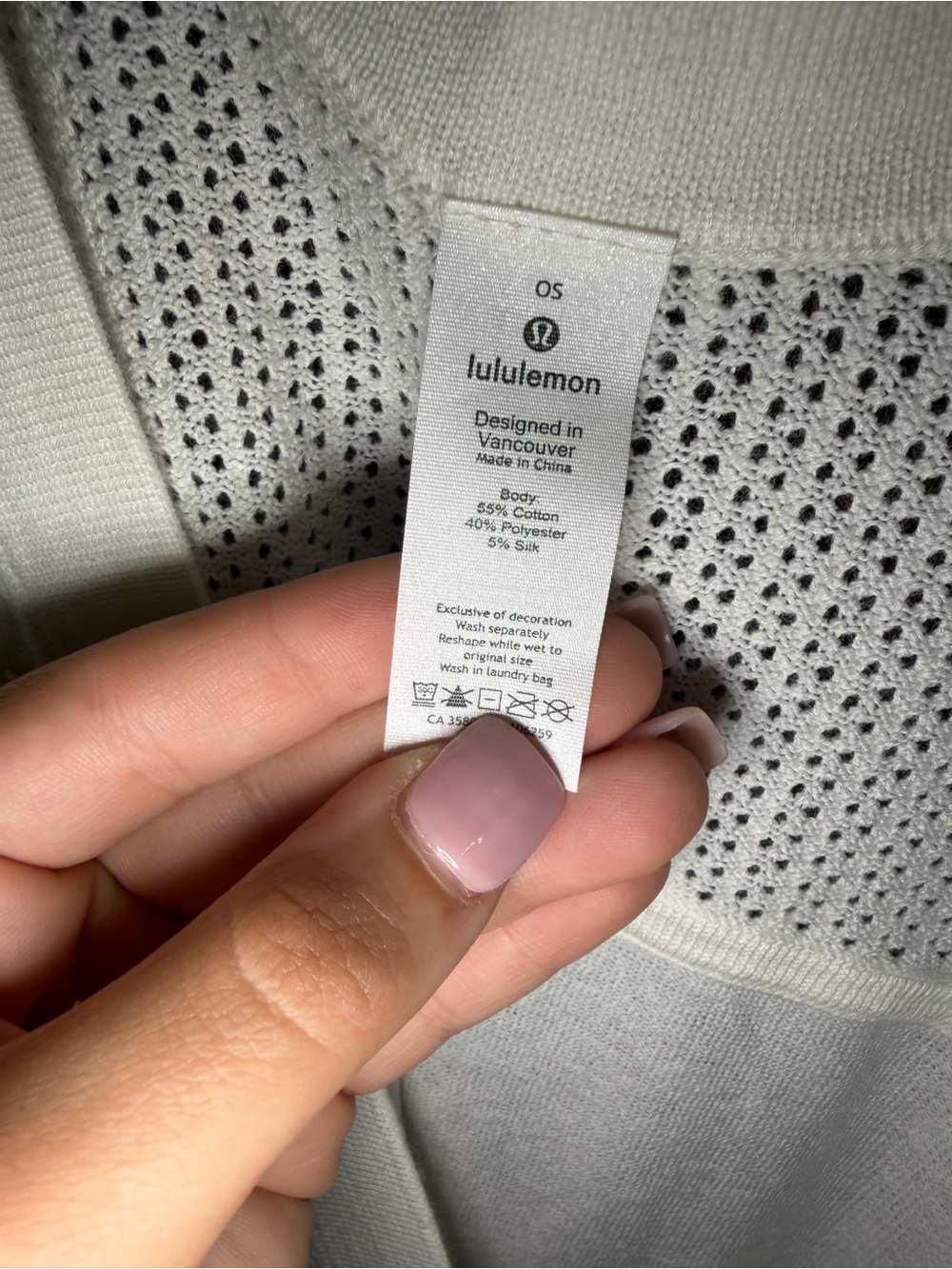 Lululemon Long Weekend Wrap - Picture 7 of 11